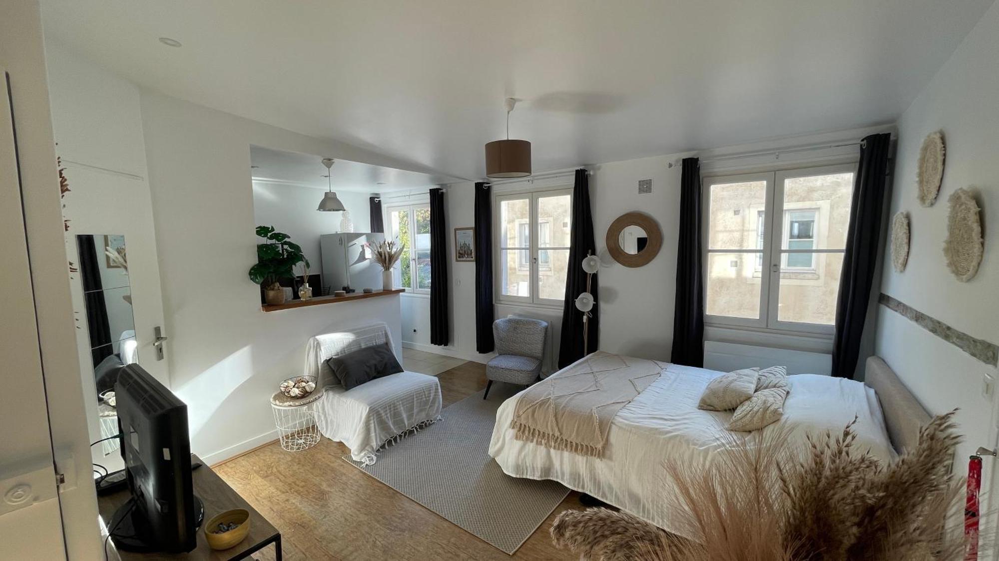 La Duchesse Apartment Versailles